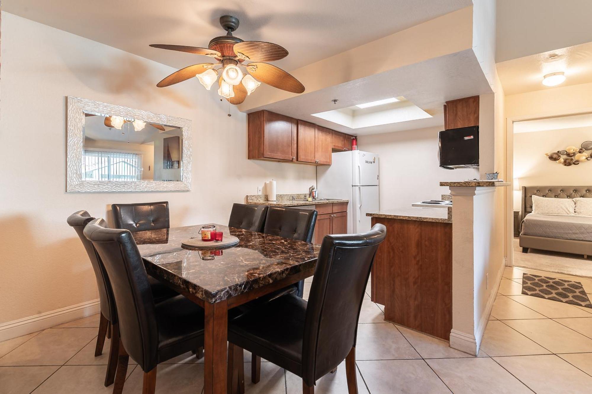 Stylish, Cozy 2Br,2Ba Condo Near Rio, Vegas Luxury Las Vegas Kültér fotó