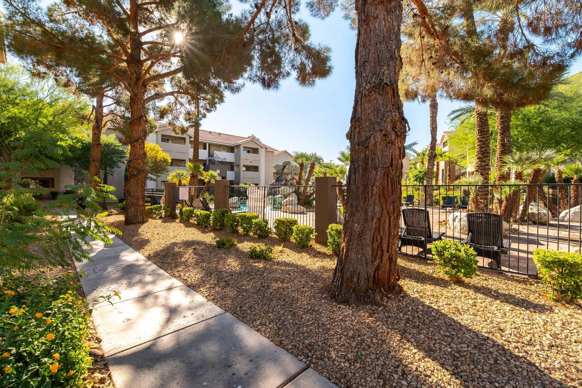 Stylish, Cozy 2Br,2Ba Condo Near Rio, Vegas Luxury Las Vegas Kültér fotó