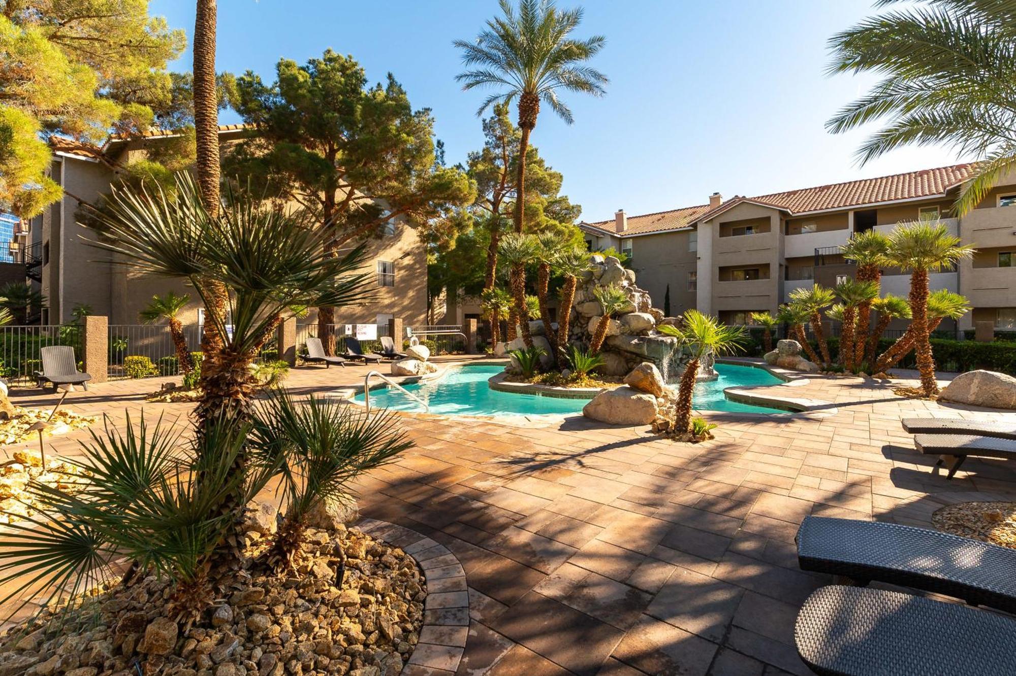 Stylish, Cozy 2Br,2Ba Condo Near Rio, Vegas Luxury Las Vegas Kültér fotó